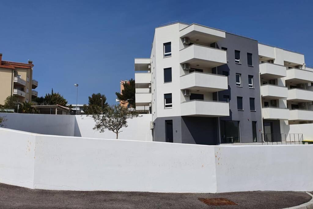 Apartment Alexandra Premantura Exterior foto
